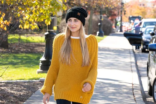 Vista 7 de Gorro Funky Junque exclusivo para mujer, gorro holgado de gran tamaño, gorro cálido de punto acanalado