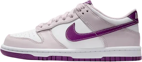 Vista 739 de Nike Kid's Dunk Low Sneaker