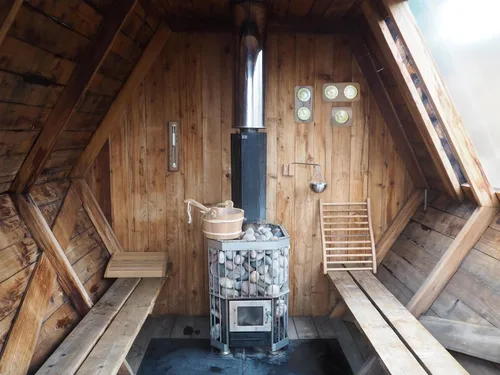 Vista 8 de HSE - Termómetro mecánico de cedro para sauna con diseño minimalista y esferas de vidrio