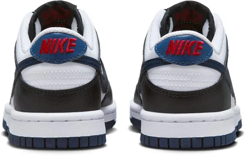 Vista 157 de Nike Kid's Dunk Low Sneaker