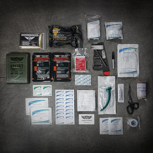 Vista 6 de EVERLIT Kit avanzado de trauma, torniquete CAT GEN-7, compatible con TCCC, bolsa táctica IFAK de combate militar con férula de 36 pulgadas de nylon