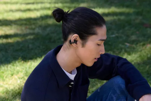Vista 19 de Sony LinkBuds Clip Open-Ear Auriculares verdaderamente inalámbricos, ajuste cómodo y seguro, diseño ligero de clip, controles táctiles, conciencia