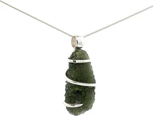 Vista 2 de Collar con colgante de moldavita de Stones Desire
