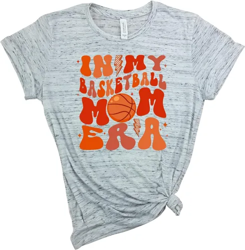 Vista 3 de In My Basketball Mom Era - My Heart is on That Court Basketball, Basketball Mom Life, basketball, Basketball shirt, gift for mom, game day shirt