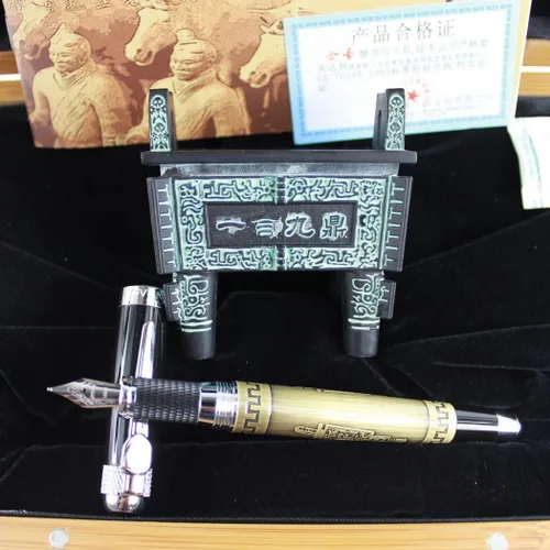 Vista 3 de Gullor Deluxe Jinhao - Pluma estilográfica de bronce tallada en 3D con bonita caja de regalo de bambú y trípode de metal negro