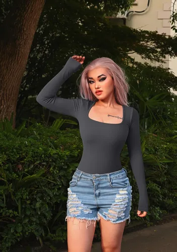 Vista 5 de OQQ Camiseta de 2 piezas para mujer, manga larga, cuello cuadrado, elástica, ajustada, con capa inferior