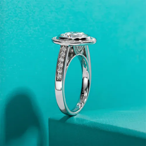 Vista 8 de Raivari Anillos de compromiso de moissanita, 3.5 quilates con bisel redondo creado en laboratorio de plata de ley chapada en oro blanco de 14