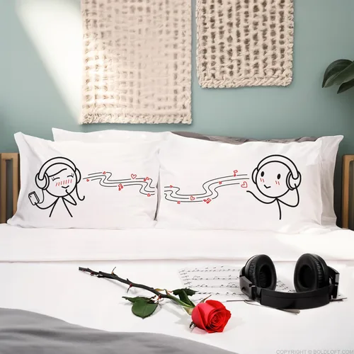 Vista 3 de BoldLoft Fundas de almohada para parejas "You're Notes of My Heart's Melody" - Regalos para parejas, para él y ella, regalos con notas musicales