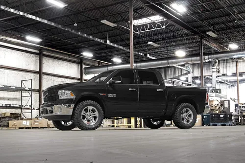 Vista 7 de Rough Country Kit de nivelación de 1.5-2 pulgadas para Ram 1500 4WD - 3592 2002-2005