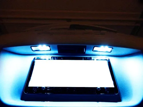 Vista 8 de iJDMTOY OEM-Fit Kit de luces LED completas para placa de matrícula en color azul hielo para Volkswagen Golf GTi, CC, Rabbit, Eos, Beetle; Compatible