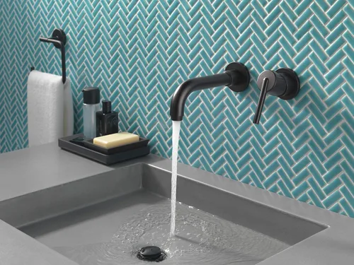 Vista 5 de Delta Faucet Trinsic vestiduras de llave para lavabo, de montaje de pared, con mango individual, T3559LF-BLWL Negro mate