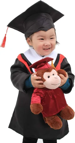 Vista 4 de Plushland Pastor alemán de peluche para el día de graduación, texto personalizado, nombre o logotipo de tu escuela en el vestido, lo mejor