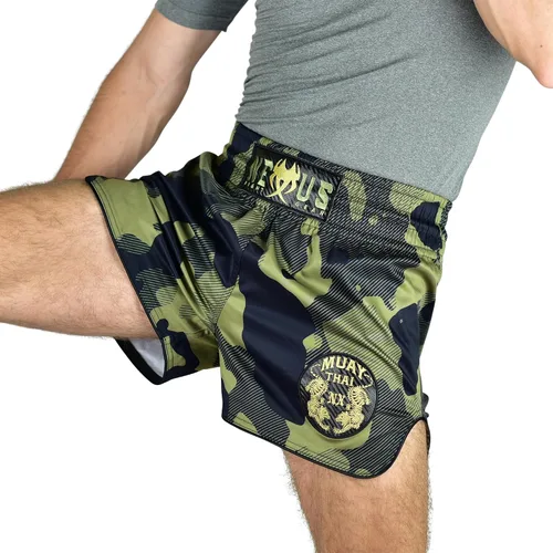 Vista 3 de Muay Thai - Pantalones cortos de boxeo tailandés verde, pantalones cortos militares de artes marciales para hombres y mujeres, artes marciales