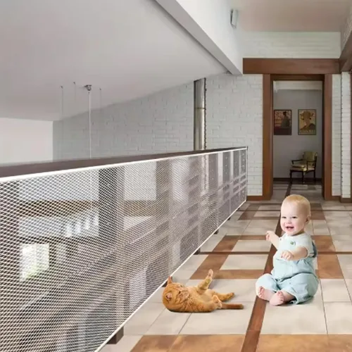 Vista 7 de Puerta de bebé para escaleras, puerta de escalera resistente de 9.8 x 30.7 pulgadas, red de seguridad impermeable para mascotas y niños, protector
