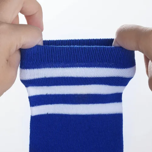 Vista 3 de Dxhycc 3 pares de calcetines a rayas hasta la rodilla, calcetines de fútbol para niños, calcetines deportivos de algodón para la escuela, calcetines