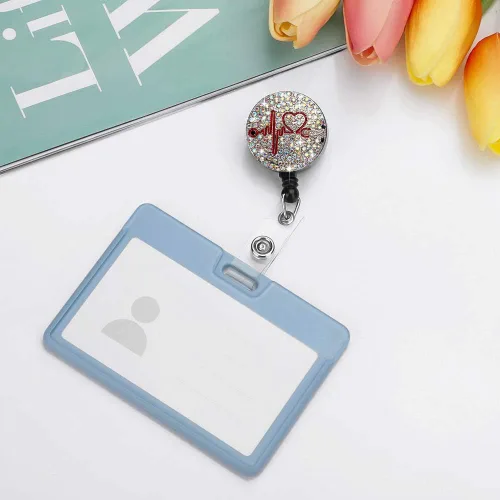 Vista 3 de Soleebee Carrete de insignia para enfermera, retráctil de 24 pulgadas con clip giratorio de cocodrilo, soporte para tarjetas de identificación