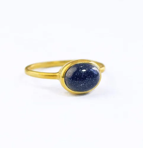 Vista 13 de Oval Birthstone Ring Bezel Set in Vermeil Gold, Sterling Silver, or Rose Gold, Stacking Birthstone Ring [rOMB]