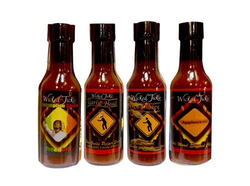 Vista 3 de Wicked Tickle Set de regalo de salsa picante - Muestra de calor medio, paquete de 4, botellas de 5 onzas