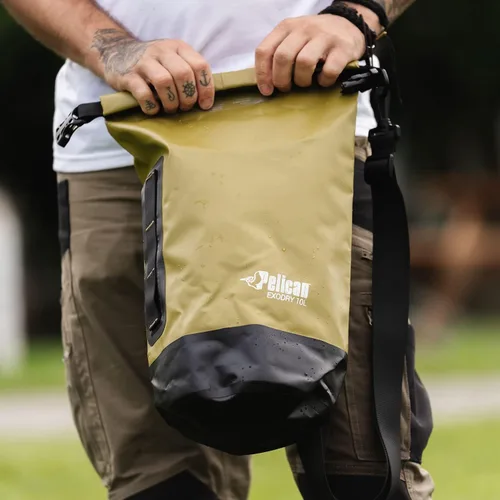 Vista 4 de Pelican Bolsa seca impermeable 10L/20L/30L - Reflectante - Exodry - Impermeable - Mantiene el equipo seco para kayak, playa, rafting y pesca