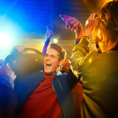 Vista 7 de JBL Boombox - Altavoz Bluetooth portátil impermeable - Negro