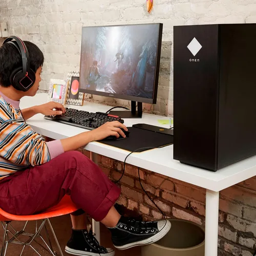 Vista 3 de OMEN 30L Gaming PC de sobremesa