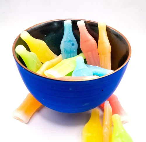 Vista 3 de Botella de cera de caramelo de 1 libra – Botella de jugo de cera nostálgica retro – Una bolsa a granel