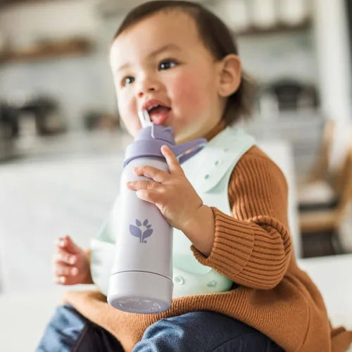 Vista 3 de Green Sprouts® Sprout Ware® - Botella con popote de 10 onzas, 6 meses +, plástico vegetal, silicona curada con platino, apta para lavavajillas