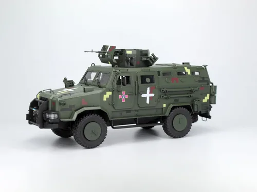 Vista 7 de ICM 35014 - 'Kozak-2', Vehículo Blindado Ucraniano Clase MRAP (100% Nuevos moldes) - Escala 1:35