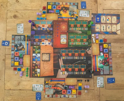 Vista 3 de Stonemaier Games: Péndulo por Travis P Jones Un juego de mesa de estrategia de colocación de trabajadores, optimización del tiempo El tiempo es