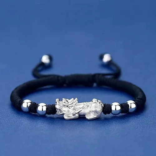 Vista 3 de MANRUO Pulsera Pixiu de cuerda roja Feng Shui Pi Yao Riqueza Pulsera Joyería Atrae Riqueza y Buena Suerte Regalo para Hombres y Mujeres