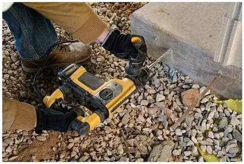 Vista 4 de DEWALT Martillo rotativo, SDS, 1-1/8 pulgadas (D25416K)