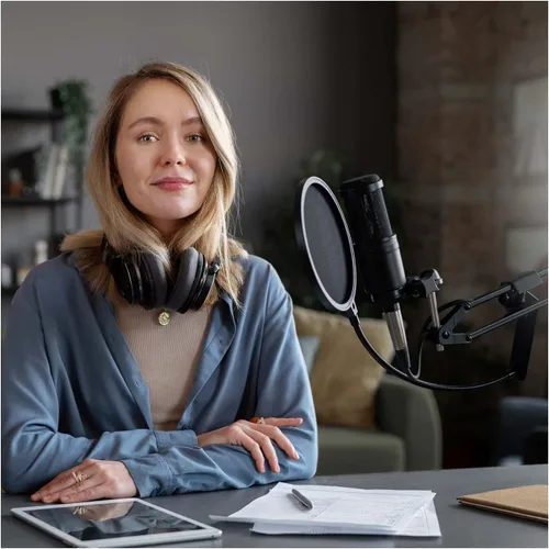 Vista 8 de Audio-Technica Micrófono de estudio de condensador AT2020 con cable XLR