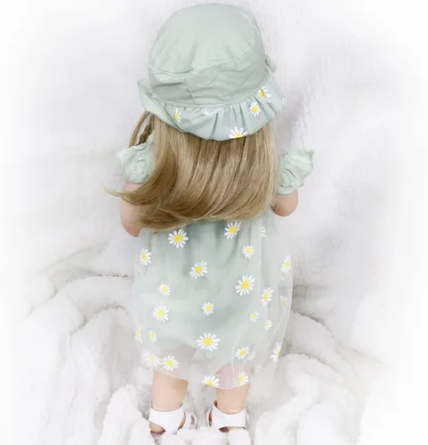 Vista 7 de Muñecas realistas de bebé Reborn Girl de 22 pulgadas, muñeca de bebé recién nacida de cuerpo completo de silicona realista, con accesorios, juguete