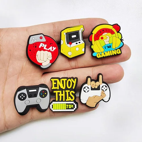 Vista 3 de lovinglove 25 dijes de zapatos de videojuegos para decoración de zapatos de zuecos, accesorios de controlador de juego de moda para niños, niñas