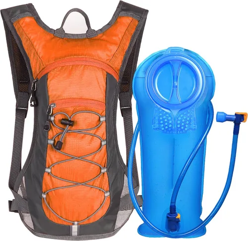 Vista 11 de Unigear Hydration Pack Backpack with 70 oz 2L Water Bladder for Running, Hiking, Cycling, Climbing, Camping, Biking