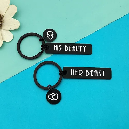Vista 4 de Regalos para parejas para él y ella, su belleza, su bestia, juego de llaveros a juego para él y para ella, regalo para novio, novia, día de San