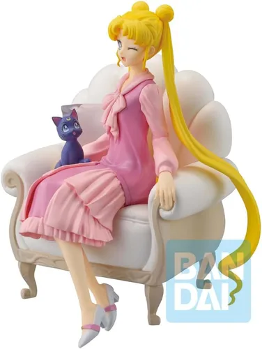 Vista 4 de Ichibansho Figure - Sailor Moon Cosmos The Movie - Usagi & Luna -Estilo Antiguo- Figura Coleccionable Bandai Spirits