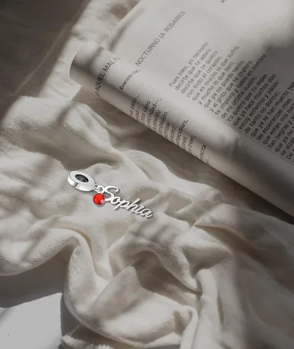 Vista 4 de CharmSStory Dijes personalizados con nombre de piedra natal para pulseras Pandora, cuentas colgantes de cumpleaños y Navidad para mujeres