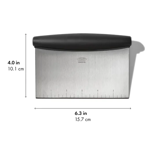 Vista 7 de OXO Good Grips Stainless Steel Multi-Purpose Scraper & Chopper, Dough Cutter for Pizza, Bread and Cookie Dough, Multi-Purpose Vegetable Chopper