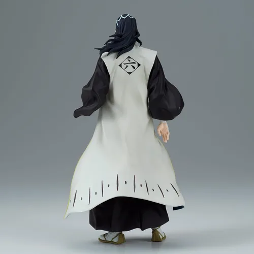 Vista 4 de Banpresto - Bleach - Byakuya Kuchiki, Bandai Spirits Solid y Souls Figura