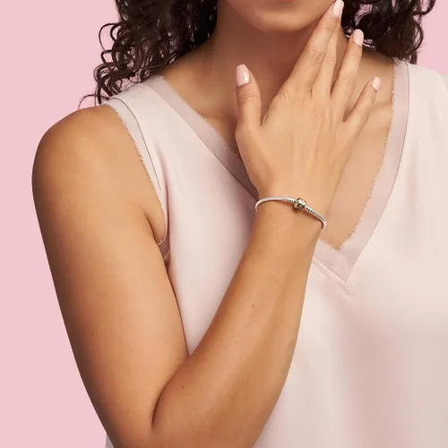 Vista 3 de PANDORA Jewelry Moments Snake Chain Charm Bracelet