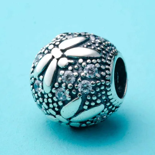 Vista 2 de Dijes de plata de ley 925 maciza con estampado de patas de perro y libélula, panda, camello, mariposa, delfín, para pandora, pulsera
