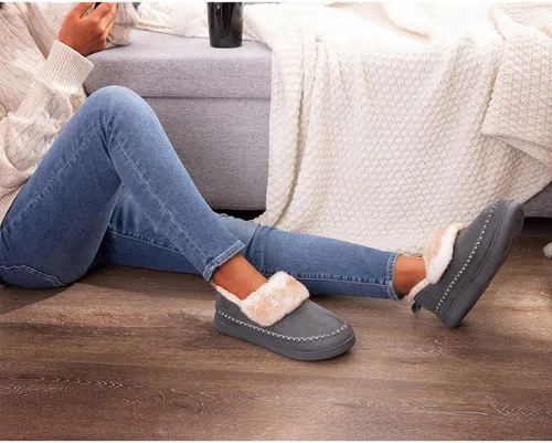 Vista 2 de HomeTop Pantuflas de microgamuza para mujer, con forro de sherpa de espuma viscoelástica