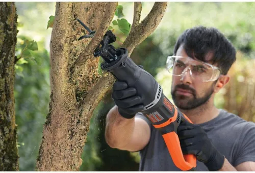 Vista 4 de BLACK+DECKER Sierra recíproca eléctrica de 7 amperios con soporte de rama extraíble (BES301K)