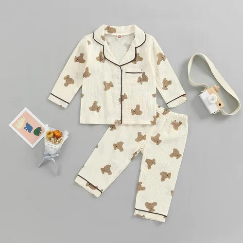 Vista 7 de BULINGNA - Juego de pijama de dos piezas para niños, niño y niña, con botones, camiseta y pantalones cortos con diseño de oso, ropa de dormir
