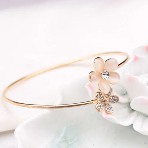 Vista 2 de Brazalete con dije para mujer pulsera de cristal de hoja abierta cinco pulseras dobles pulseras de eslabones de cuentas dorado talla única
