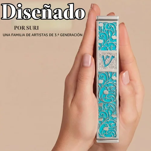 Vista 2 de Caja de mezuzá de granada plateada SURI con pergamino de 12 cm Azul