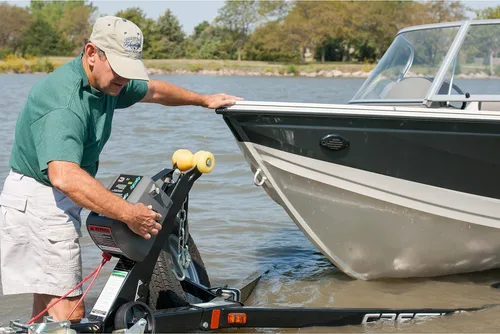 Vista 6 de Dutton-Lainson Company - StrongArm 12 Volt Electric Winch - Heavy Duty Boat Trailer Winch for Marine Use, 1,500 lb - 3,000 lb Capacity, Power inOut