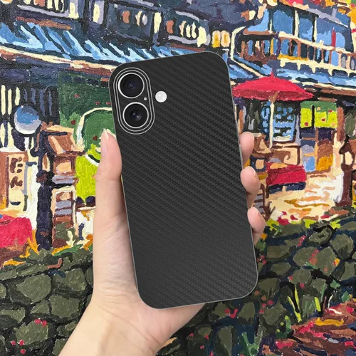 Vista 7 de Envoltura de piel de fibra de carbono negra compatible con iPhone (16) Cubierta protectora de la etiqueta de la película, calcomanía de vinilo