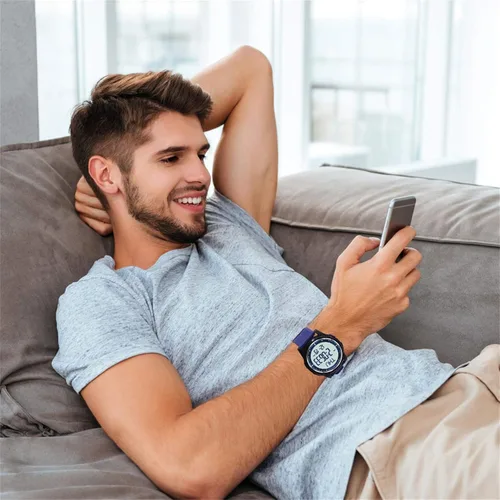 Vista 53 de Beeasy - Reloj digital de pulsera resistente al agua con cronómetro, alarma, cuenta regresiva, doble zona horaria, ultrafino, pantalla angular muy